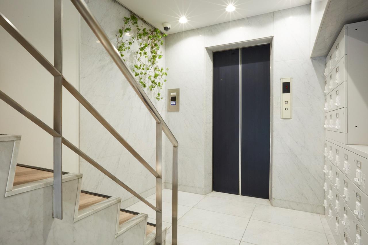 Bed & Breakfast Renga Tokyo Exterior photo
